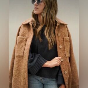 NWOT Carly Jean Los Angeles Clark sherpa teddy long jacket medium